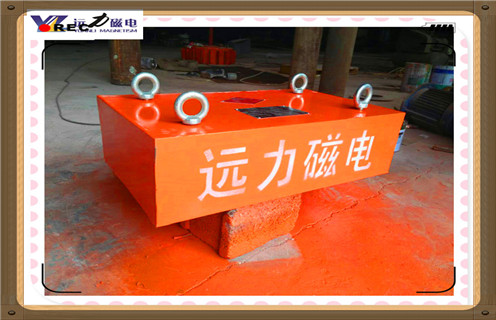 永磁除鐵器，遼寧rcyd懸掛式永磁除鐵器知識(shí)參數(shù)_內(nèi)部磁塊安裝方法_遼寧rcyd懸掛式永磁除鐵器型號(hào)價(jià)格