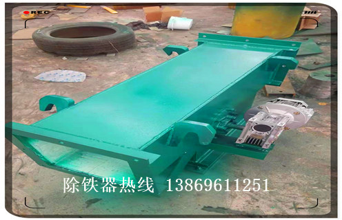 不銹鋼管道除鐵器，內(nèi)蒙古不銹鋼管道除鐵器_遠力內(nèi)蒙古不銹鋼管道除鐵器應用安裝示意圖型12000高斯_可定制工作原理