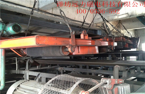 自卸式電磁除鐵器，新疆自卸式電磁除鐵器RCY工作視頻_國(guó)家標(biāo)準(zhǔn)_新疆自卸式電磁除鐵器RCY廠家訂做配電箱型號(hào)