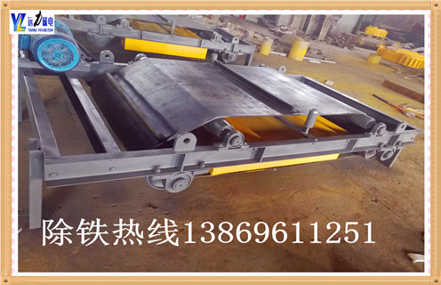 自卸皮帶電磁除鐵器，云南自卸式皮帶電磁除鐵器_規(guī)格型號(hào)_云南自卸式皮帶電磁除鐵器品牌型號(hào)的工作原理